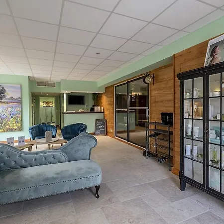 Le Belvedere Et Bien Etre Hotel 3*