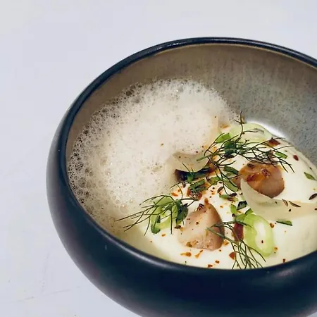 Hotel Le Belvedere Et Bien Etre Lauzerte