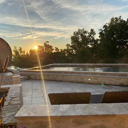 Le Belvedere Et Bien Etre Hotel