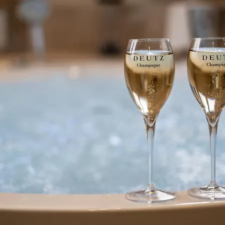 Le Belvedere Et Bien Etre Hotel