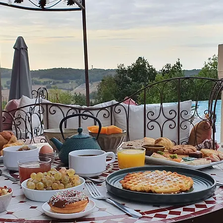 Le Belvedere Et Bien Etre Hotel Lauzerte