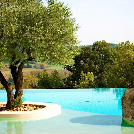 Le Belvedere Et Bien Etre Hotel 3*