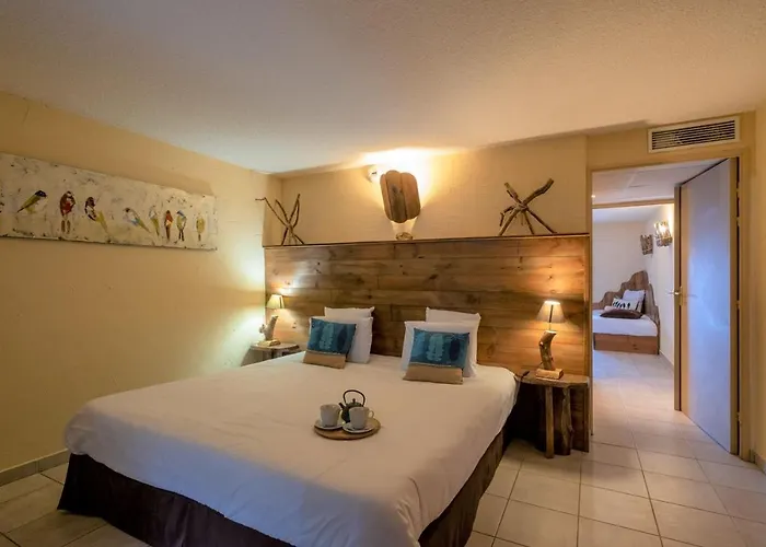 Le Belvédère Et Bien Hotel Lauzerte