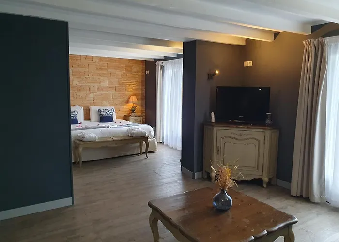 Le Belvédère Et Bien 3*