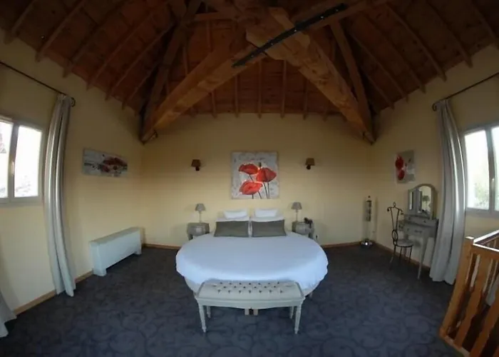 Le Belvédère Et Bien Hotel Lauzerte