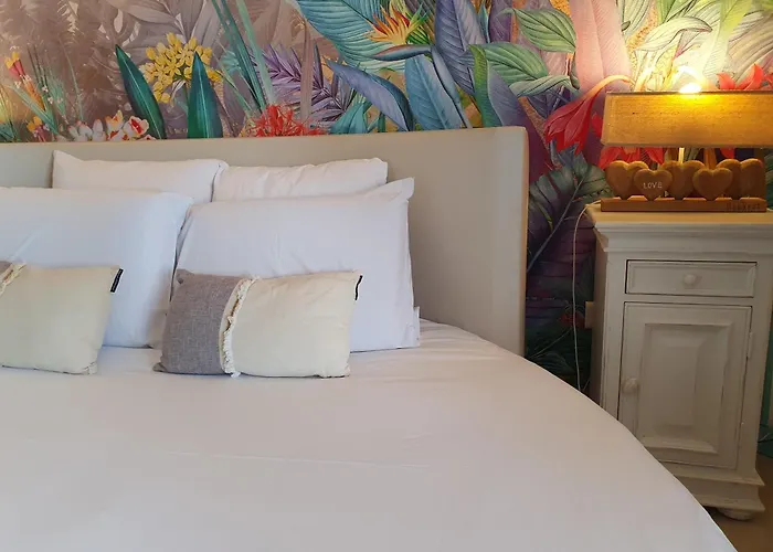 Hotel Le Belvédère Et Bien Lauzerte